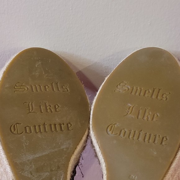 GENTLY USED, JUICY COUTURE WEDGES, SIZE 7.5!!! - Picture 6 of 6